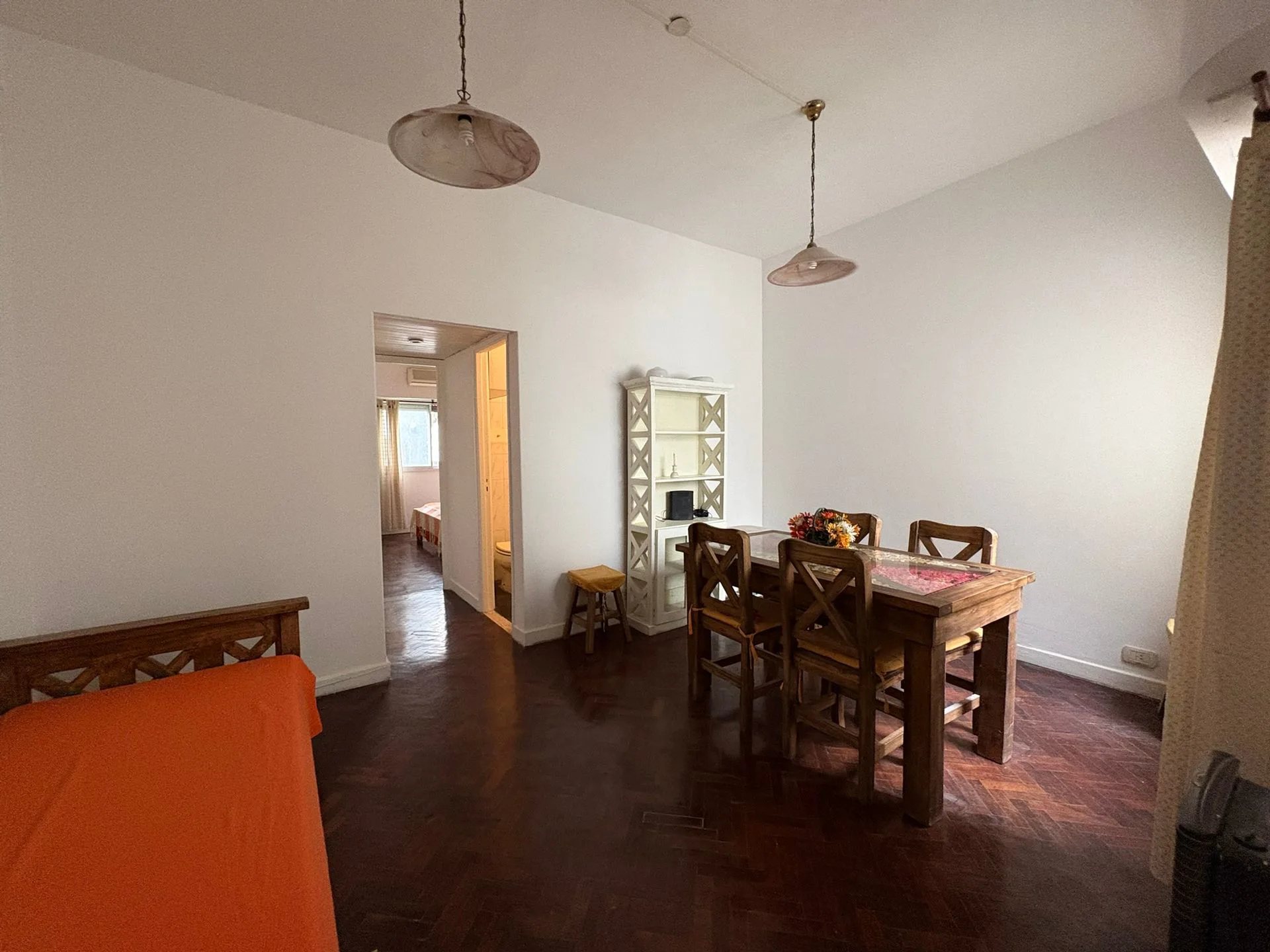 VENTA 3 AMB-PALERMO. (2° Piso x escalera)
