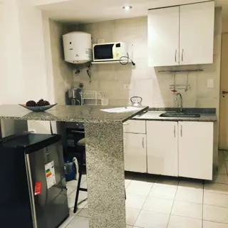 alquiler departamentos por 1dia 1 noche y mas dias  Palermo queens a pasos del movistar arena conciertos .2/4 personas piscina cocheras wifi y netflix foto 4
