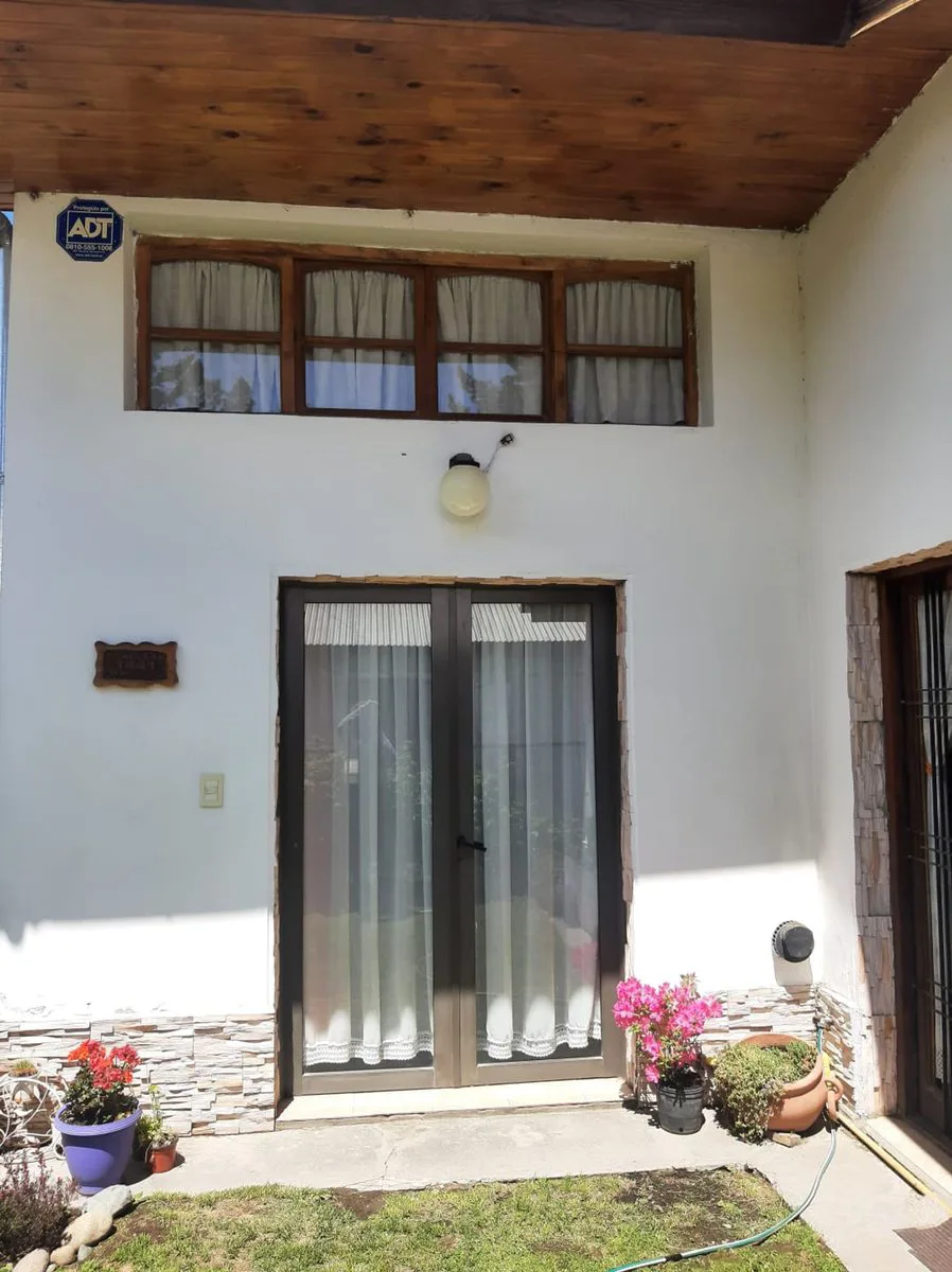 Casa de 1 dorm.  Av. Alvear -Centro Esquel foto 3