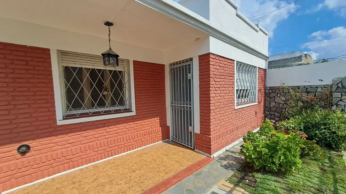 CASA 3 AMBIENTES EN VENTA - RAMOS MEJIA foto 3