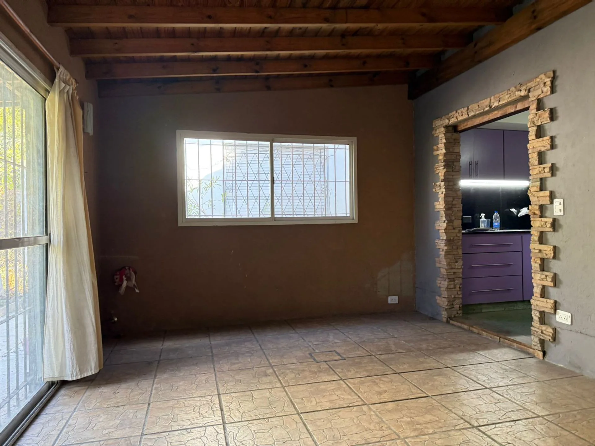 VENTA CASA 3 AMBIENTES SAN ISIDRO A RECICLAR foto 4