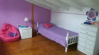 HERMOSA PROPIEDAD EN BARRIO MILLAMAPU 3 DORMITORIOS AMPLIO PATIO,. foto 2