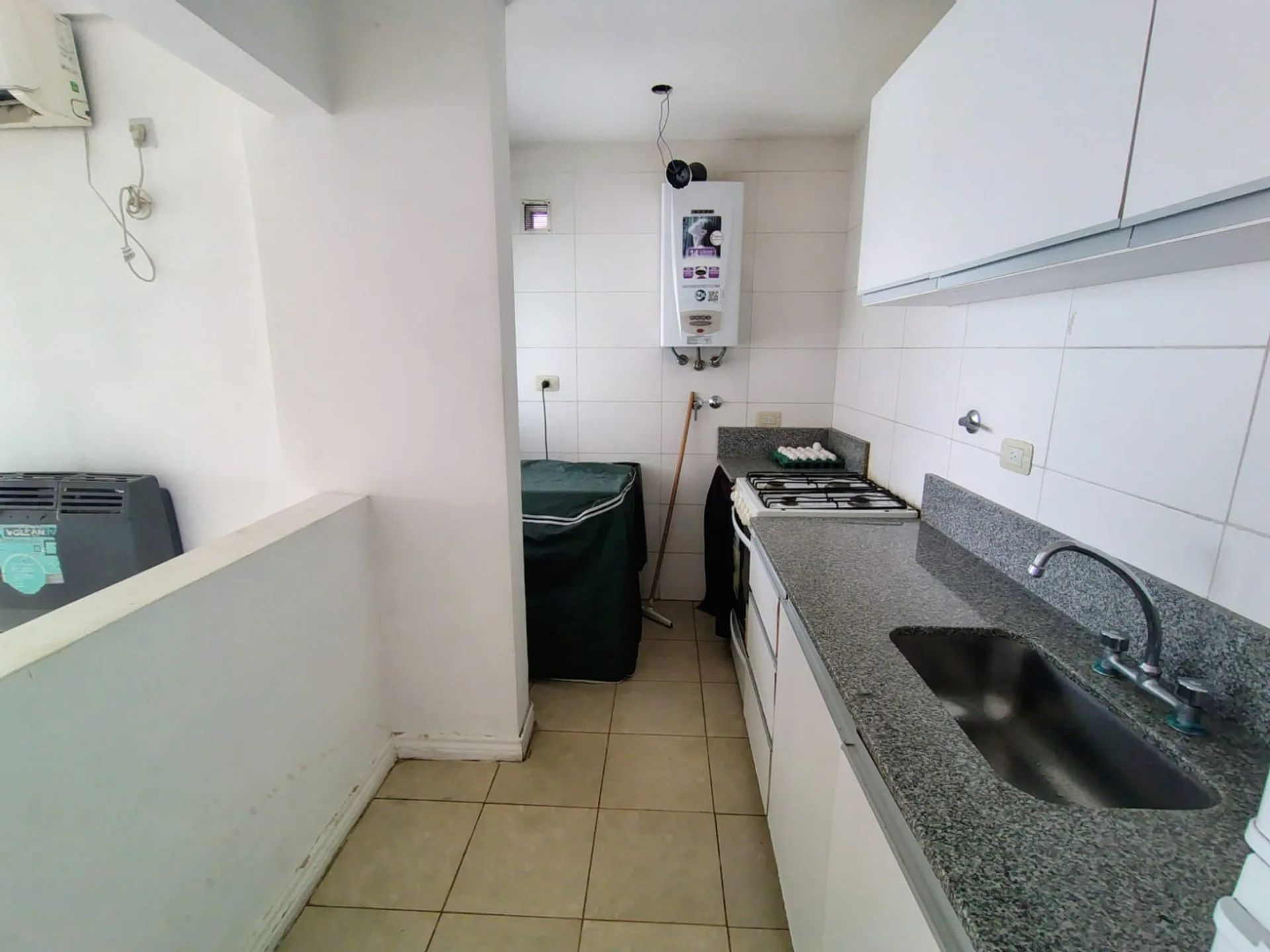 VENTA DEPARTAMENTO CANNING 3 AMBIENTES C/BALCON foto 2