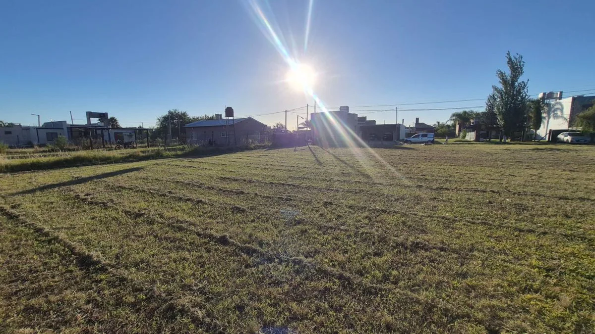 LOTE EN VENTA 601m2 - TIERRA DE SUEÑOS 2 foto 3