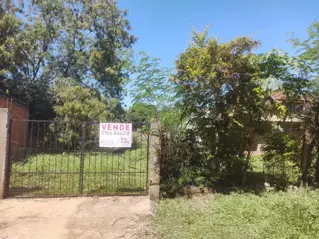 VENTA CASA A TERMINAR EN UN GRAN TERRENO VILLA BONITA GARUPA MISIONES foto 3