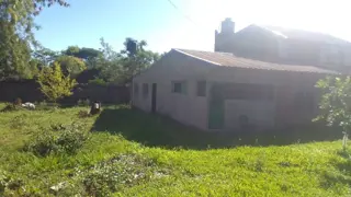 VENTA CASA A TERMINAR EN UN GRAN TERRENO VILLA BONITA GARUPA MISIONES foto 5