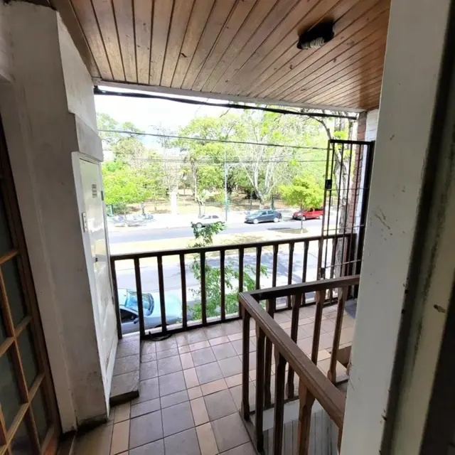 Excelente Ph Duplex De 3 Amb. Frente. 45mts. Balcón Terraza. Calle 12. 1600. Zona Céntrica. La Plata