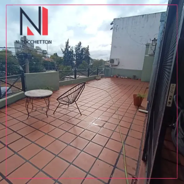 Venta Excelente depto 2 amb con amplia terraza