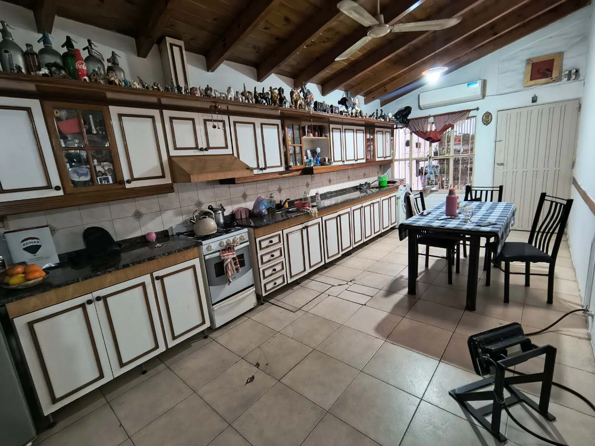 CASA MAS 2 DEPARTAMENTOS Y LOCAL. CAPITAL foto 4
