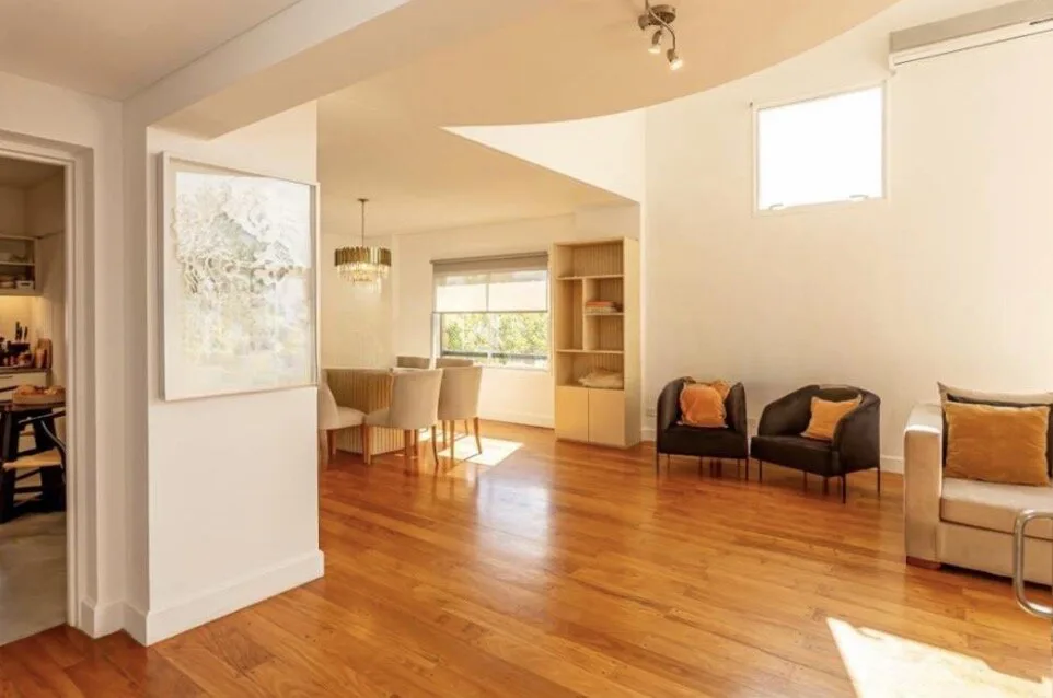 VENTA!!! Piso Duplex Con Balcón Terraza y Vista Panorámica en Belgrano, Caba. foto 3