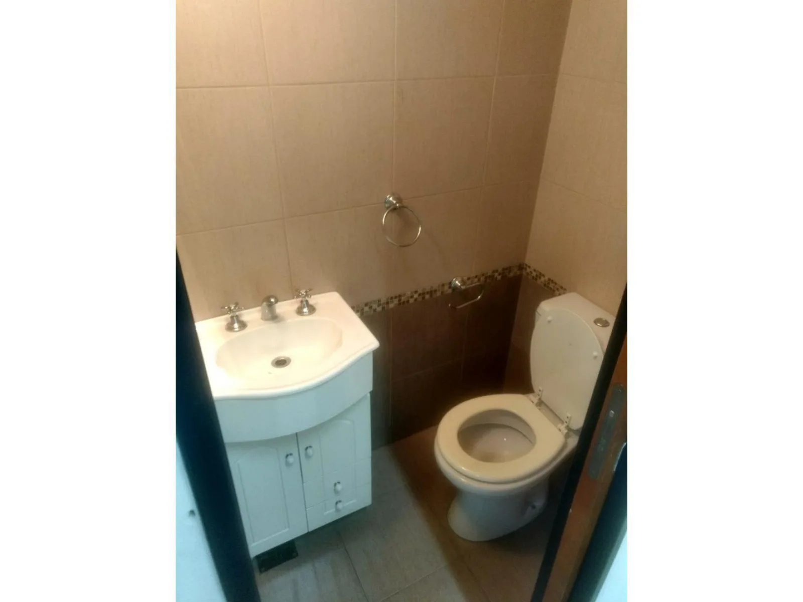 Venta Local Sobre Av. Don Bosco En Morón foto 5