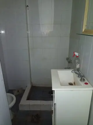 Casa con depto a reciclar foto 5