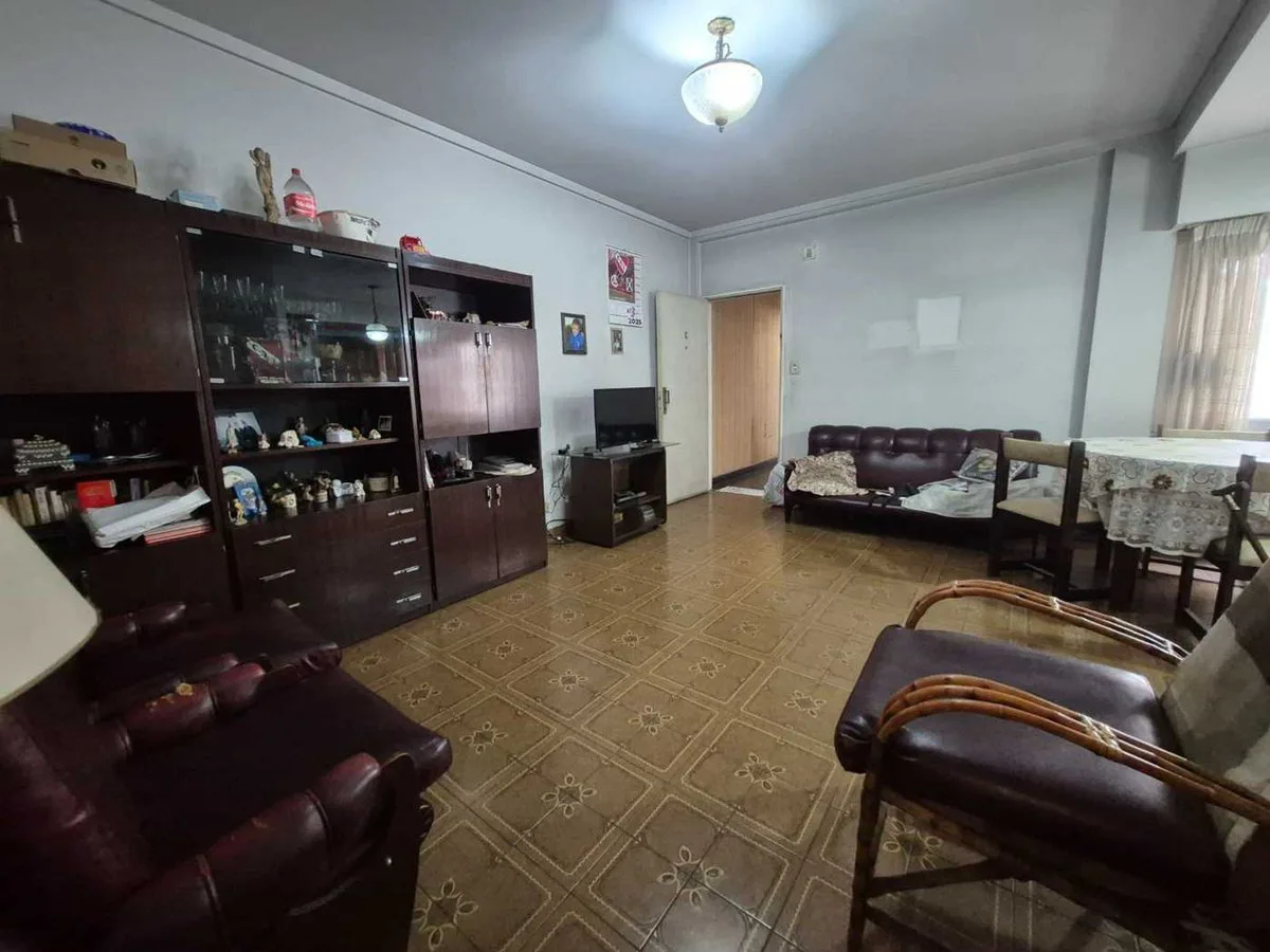 VENTA PH 3 AMB. 1° PISO PIÑEYRO - APTO CREDITO- foto 2