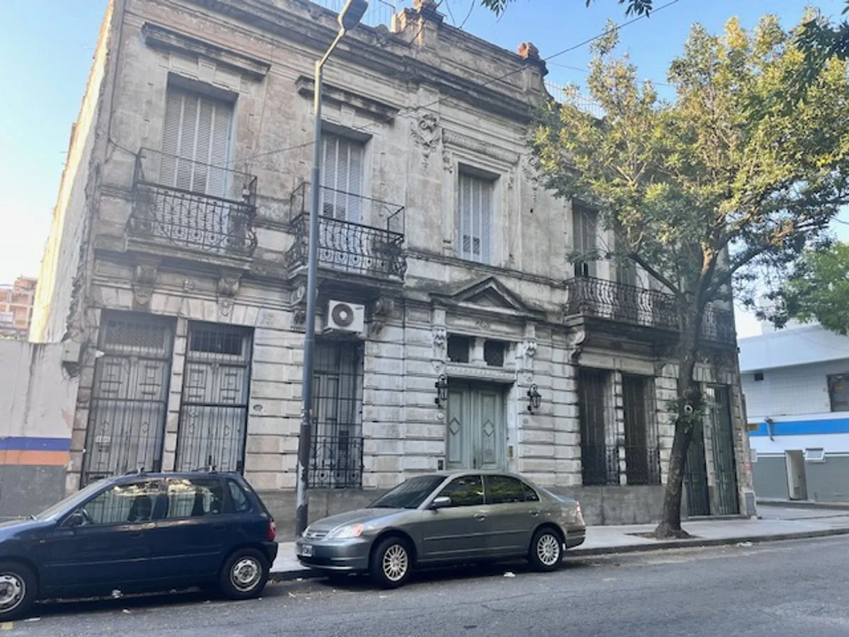 OPORTUNIDAD PH 8 AMBIENTES VENTA CONSTITUCION foto 3