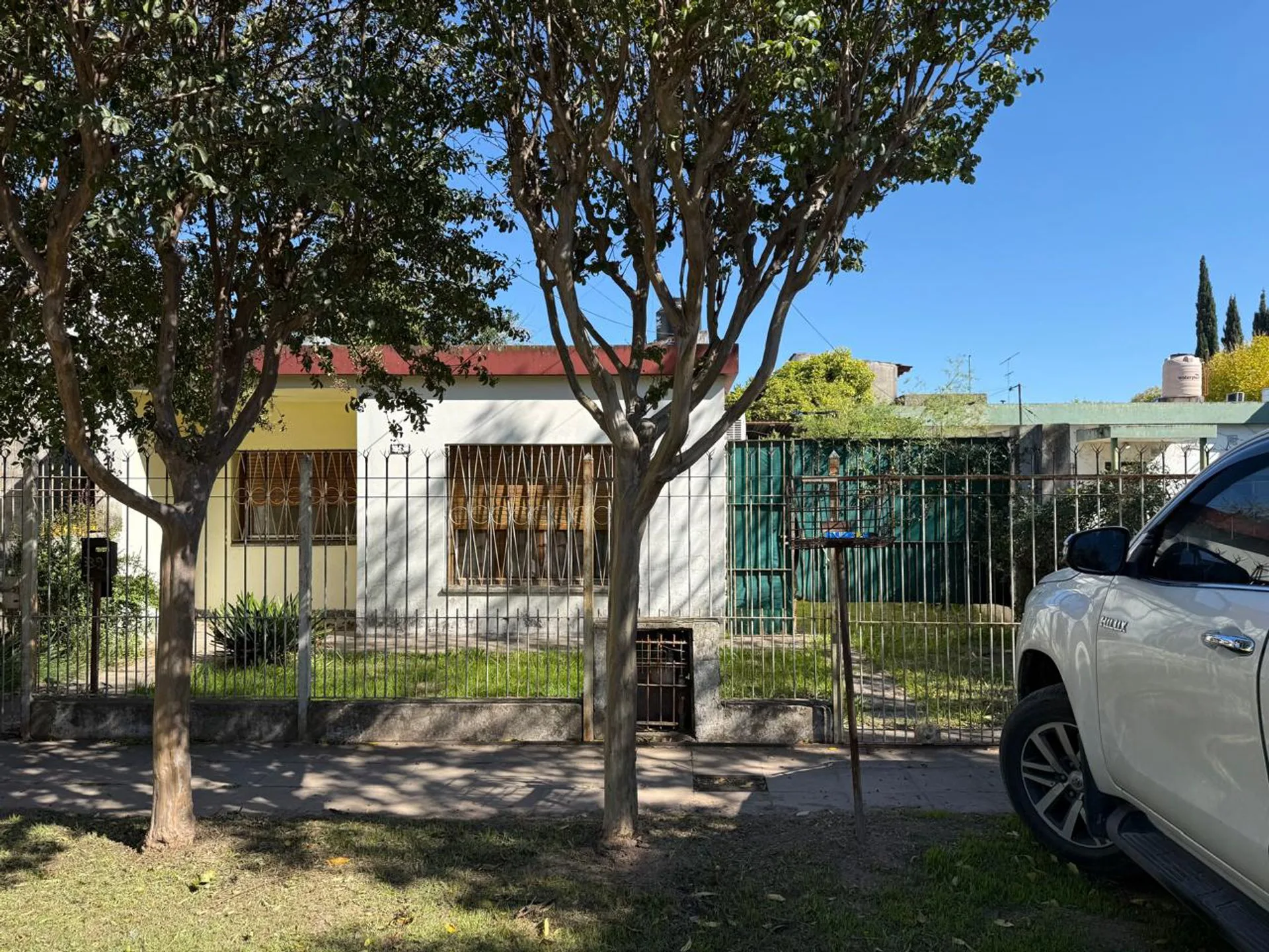 VENTA CASA 3 AMBIENTES PASO DEL REY CENTRO LT328M2 foto 2