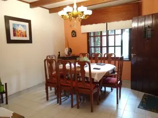 CASA EN VENTA 4 AMBIENTES foto 4