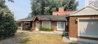 Alquiler Anual Casa con pileta Country Banco Provincia Francisco Álvarez  Moreno 3 ambientes foto 1
