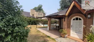 Alquiler Anual Casa con pileta Country Banco Provincia Francisco Álvarez  Moreno 3 ambientes foto 2
