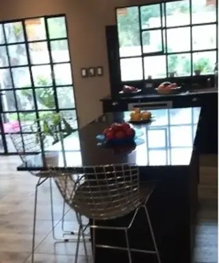 Casa de tres ambientes con pileta - Barrio Agustinas - Villa Udaondo foto 3