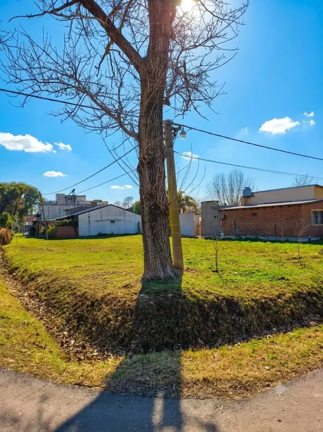 TERRENO EN VENTA FUNES NORTE !!! APTO COMERCIAL