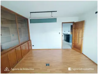 VENDE: Oficina con 2 Privados /  Zona Cañada foto 5