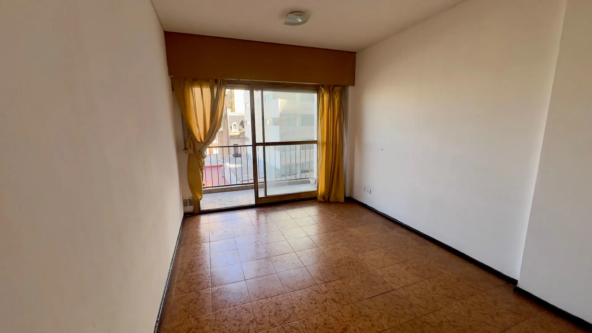 VENTA DEPARTAMENTO 2 AMB. CON BALCON | SAN TELMO foto 2