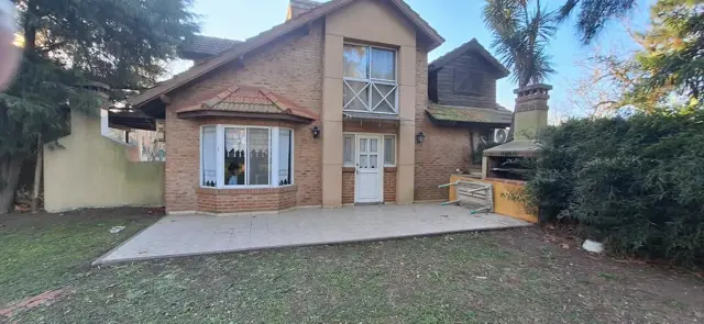 Casa en Monte Grande