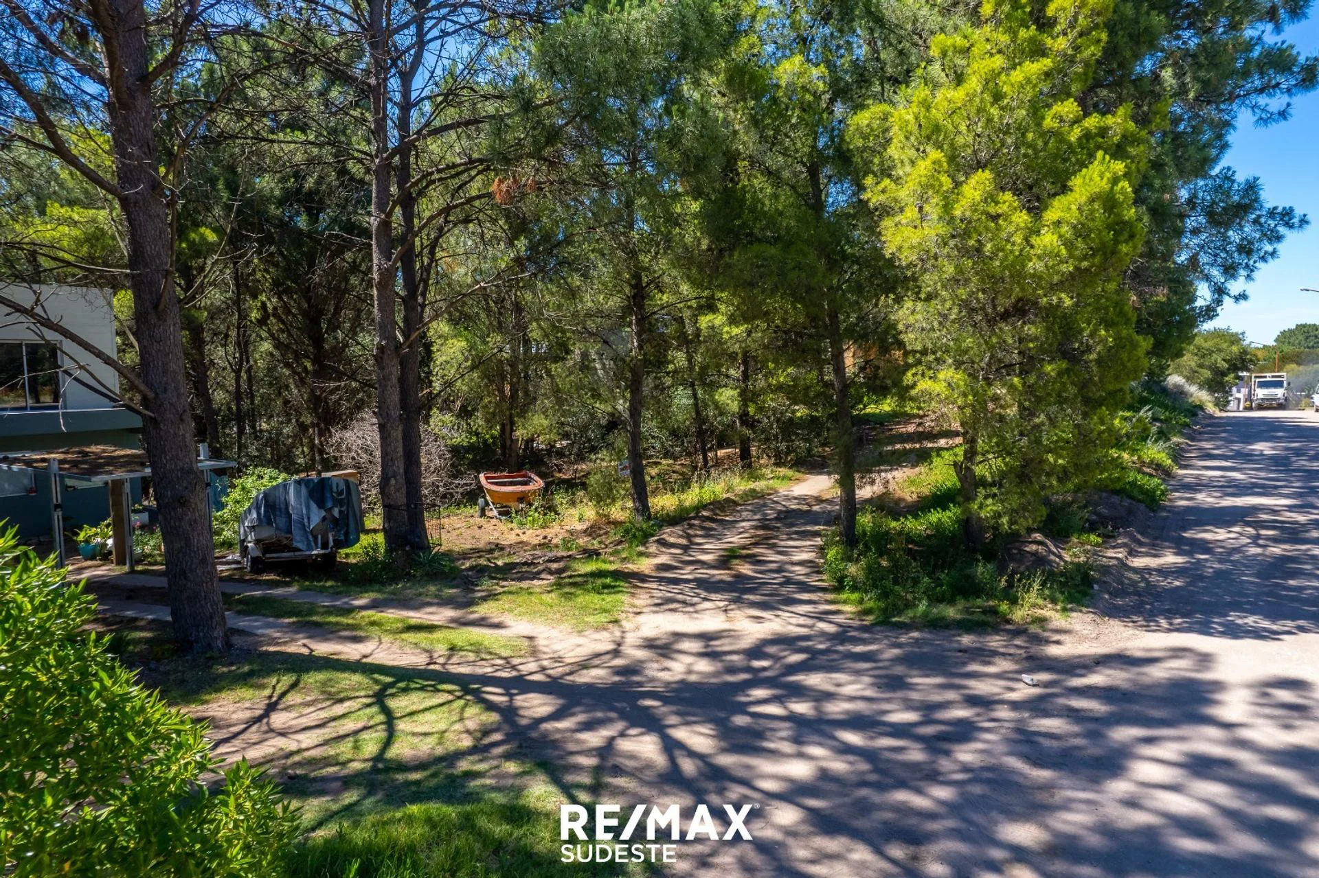 VENTA 612 M2 DE LOTE EN PINAR DEL GOLF M HERMOSO foto 4