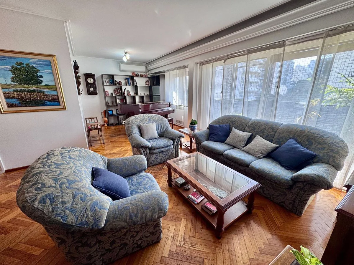 VENTA DEPTO BELGRANO 7 AMB COCHERA BALCON BAULERA foto 3
