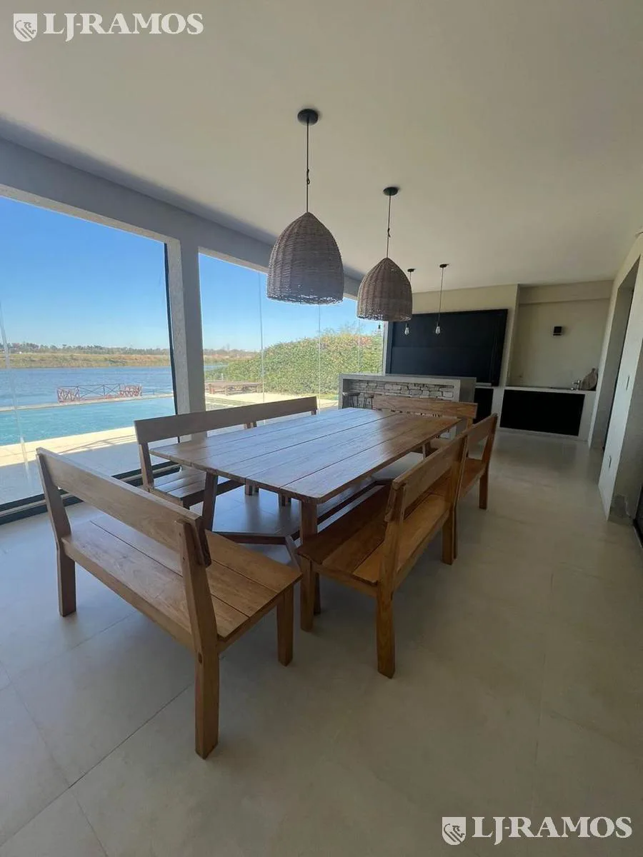 Al lago!! Casa en  venta Barrio Muelles,  Puertos / Escobar foto 3