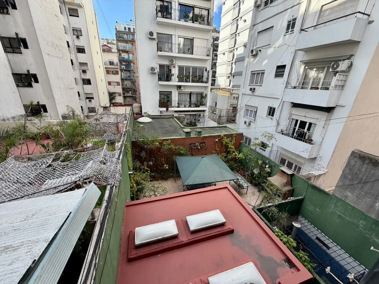 4 AMBIENTES EN VENTA AMPLIO Y LUMINOSO CON COCHERA EN RECOLETA foto 4