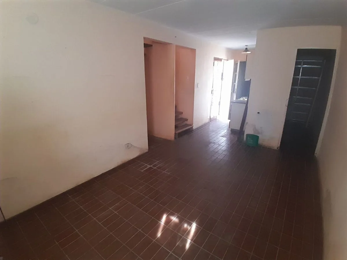 VENTA DUPLEX 2 DOM CON PATIO Y COCHERA NORTE foto 3