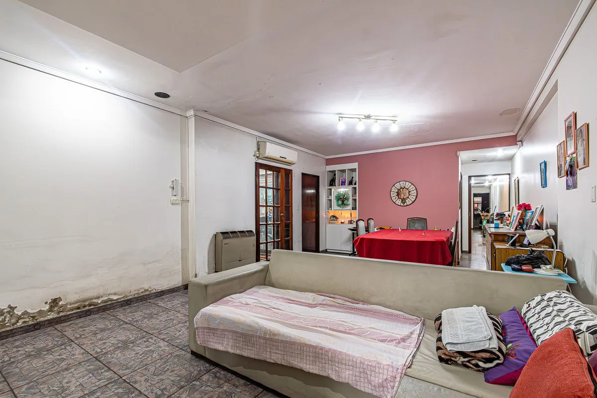 VENTA CASA 5 AMB CON TERRAZA Y COCHERA EN BARRACAS foto 5