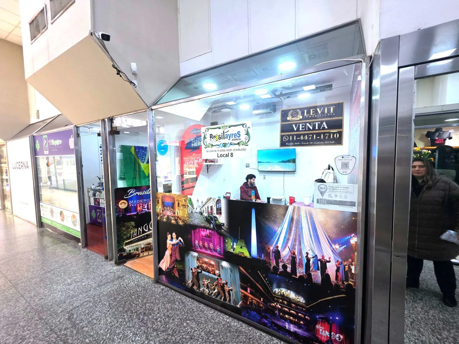 VENTA LOCAL FLORIDA 400 Galería VIA FLORENCIA - PB y SubSuelo - Pleno CENTRO foto 2