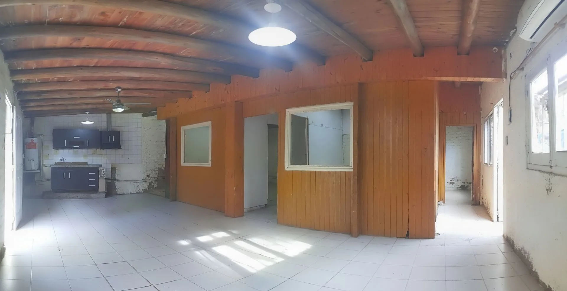 VENTA CASA INTERNA EN GODOY CRUZ A REFACCIONAR foto 5