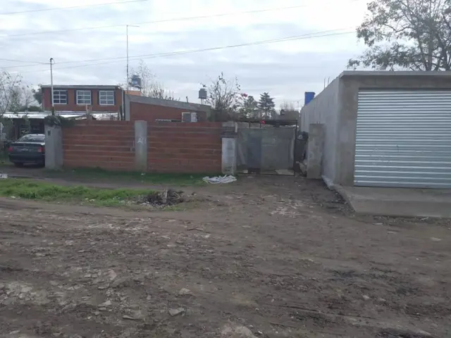 Casa 3 Amb. en venta -Francisco Alvarez