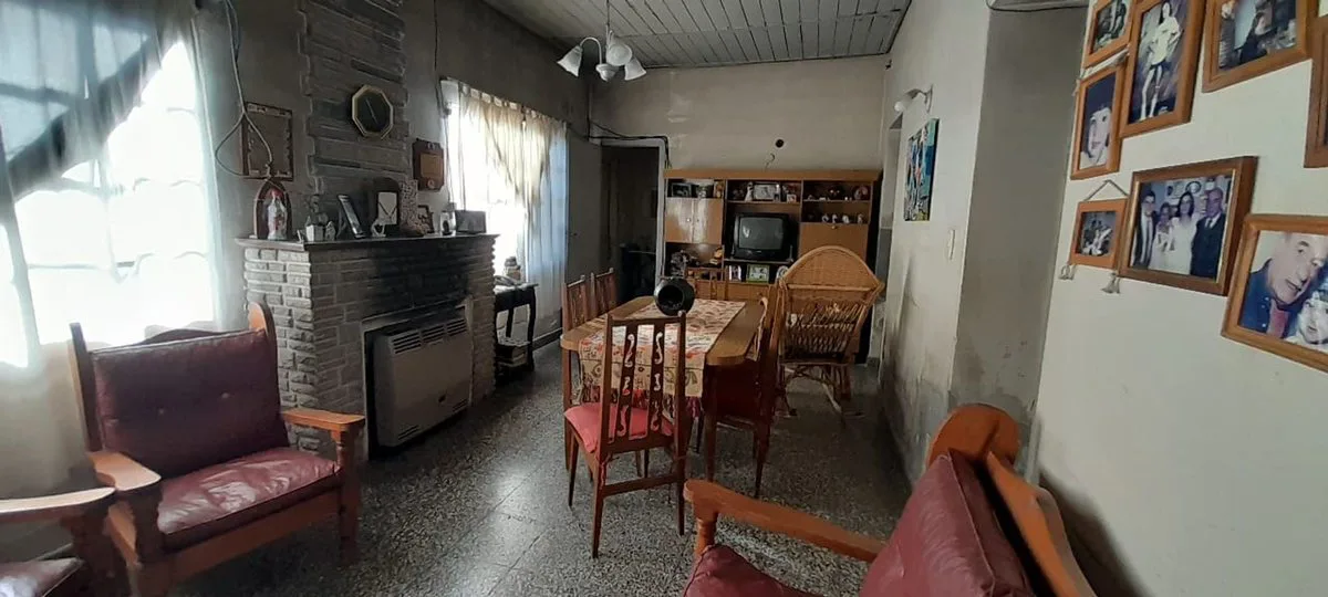 VENTA CASA A RECICLAR-INVERSORES-CENTRO CHASCOMUS foto 2