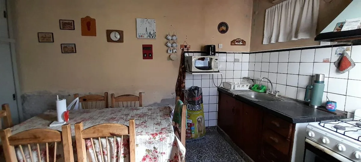VENTA CASA A RECICLAR-INVERSORES-CENTRO CHASCOMUS foto 3