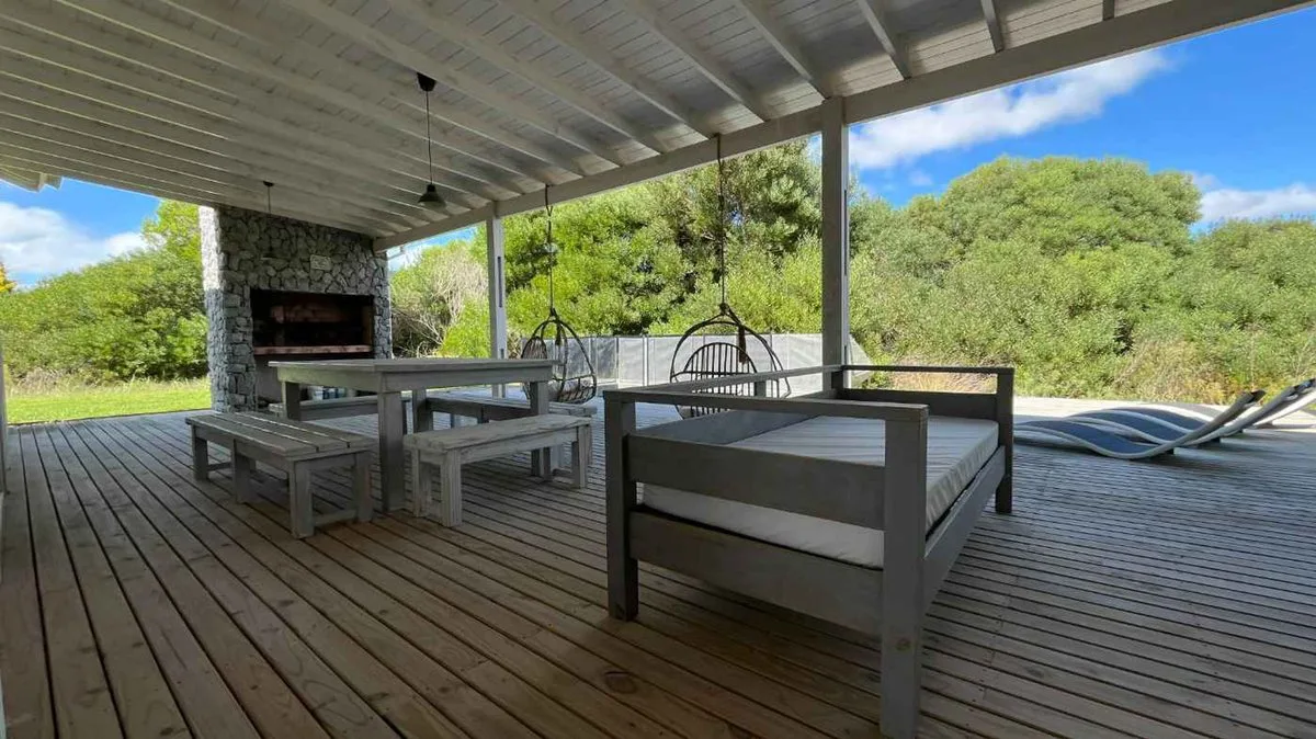 VENTA CASA 4 AMBIENTES BARRIO GOLF COSTA ESMERALDA