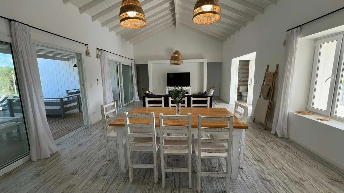 VENTA CASA 4 AMBIENTES BARRIO GOLF COSTA ESMERALDA foto 5