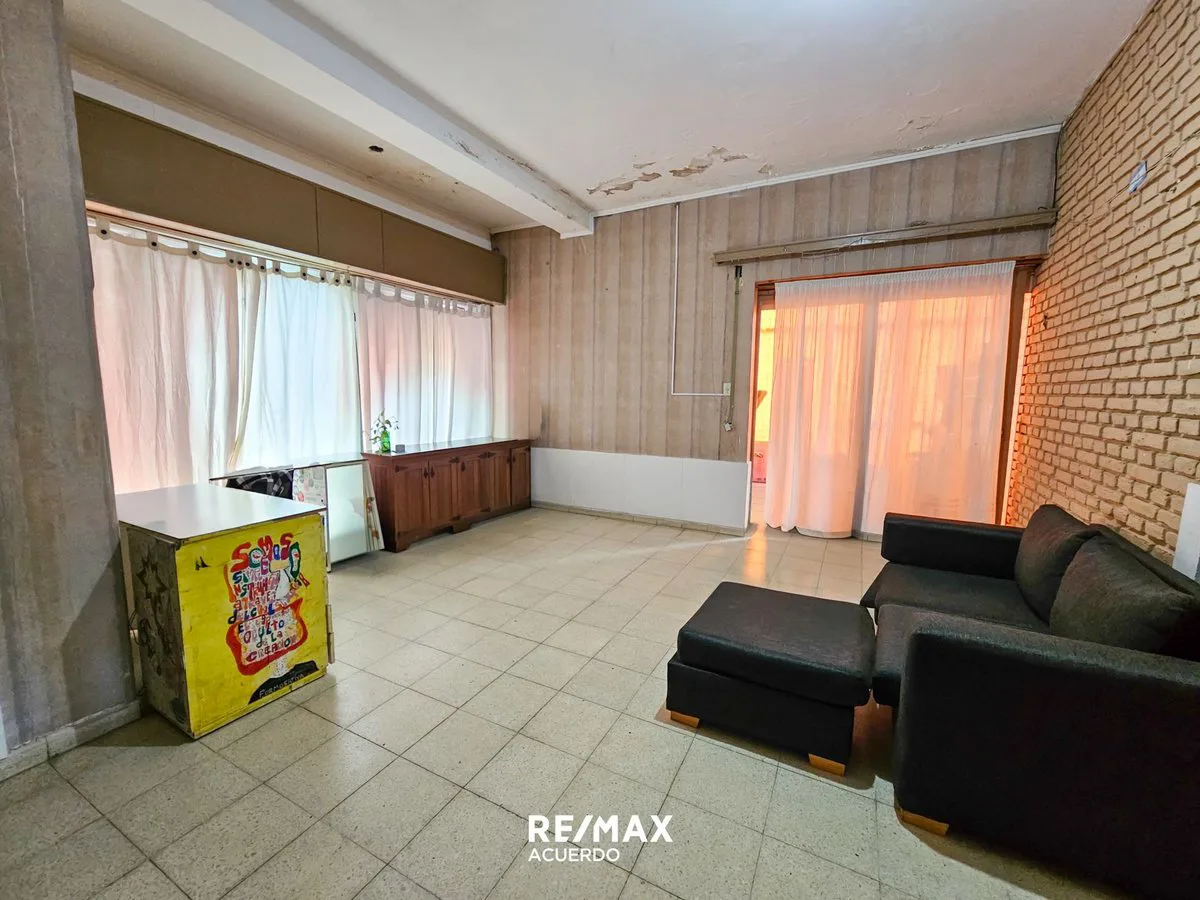 SAN NICOLAS VENTA LOTE CON DOS VIVIENDAS 2 HAB C/U foto 3