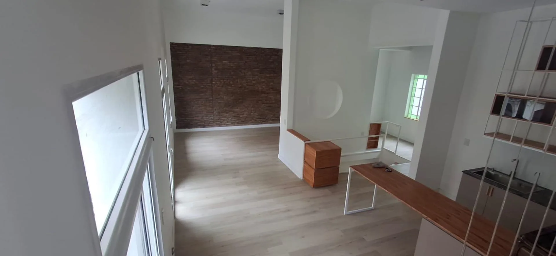 Venta casa planta alta Montevideo y Sarmiento