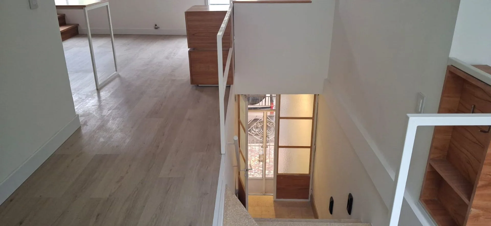 Venta casa planta alta Montevideo y Sarmiento foto 5