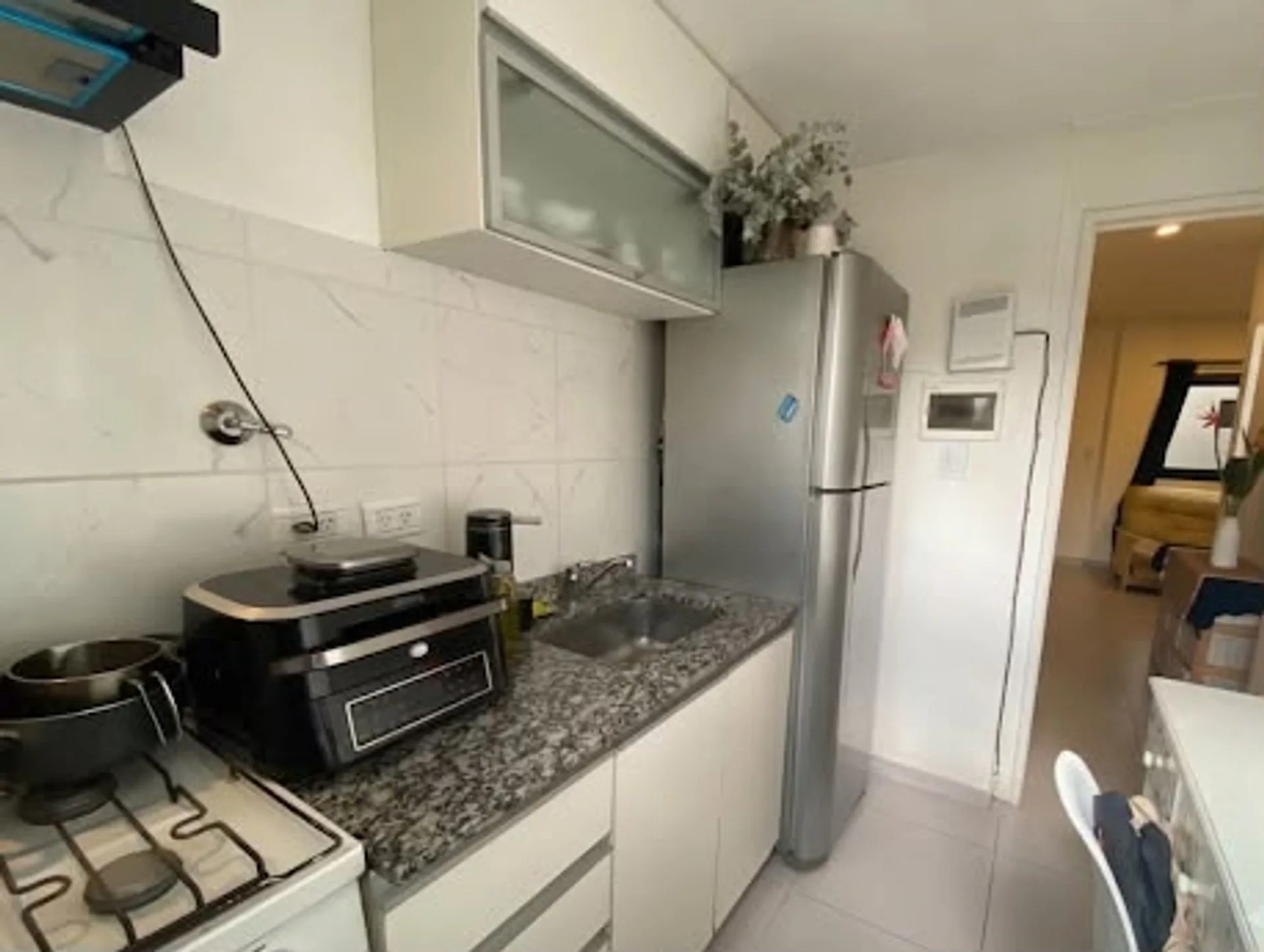 VENTA DE MONOAMBIENTE SANTOS LUGARES foto 4