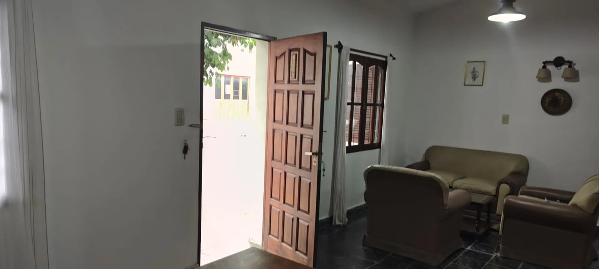 SE VENDE CASA AMPLIA 480M2 ZONA CENTRO CATAMARCA foto 4