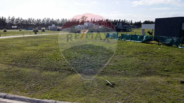 VENTA DE LOTE 700 M2 EN CANNING VILLAGE SAN SIMÓN