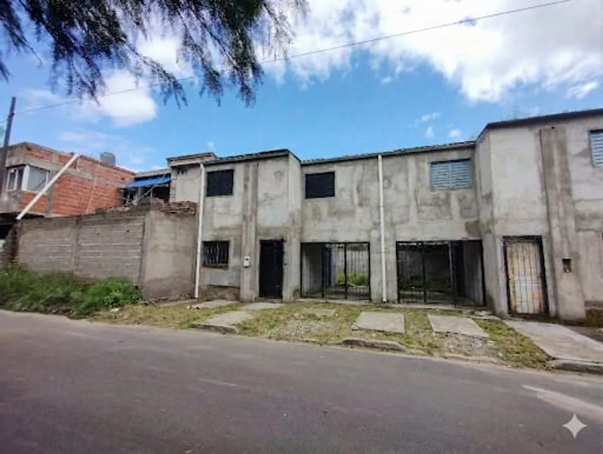 SE VENDEN TRES DÚPLEX A CONCLUIR EN ZONA NORTE foto 3