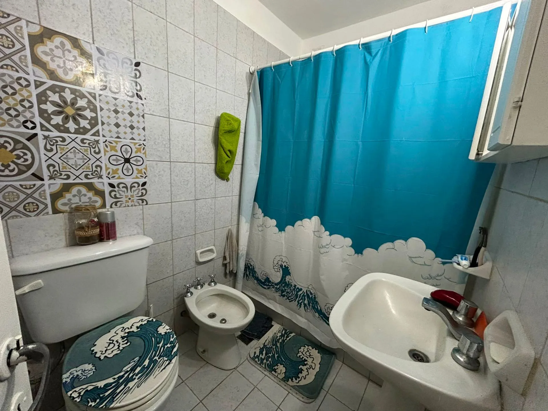 Venta Depto 2 Amb c/ patio zona San Juan foto 3