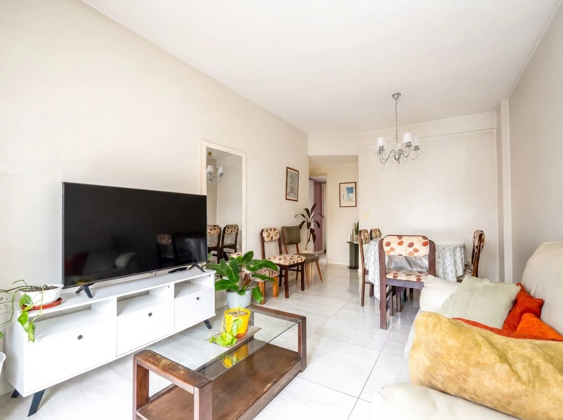 VENTA DEPARTAMENTO 3 AMBIENTES C/BAULERA VTE LOPEZ foto 3