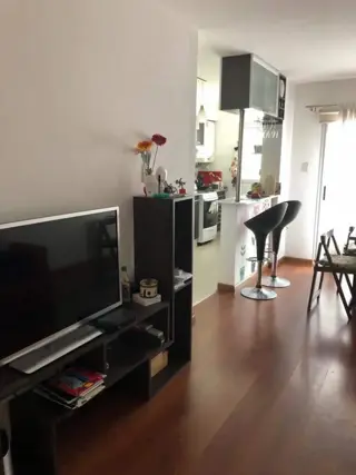 Venta de departamento de dos ambientes en Banfield foto 1